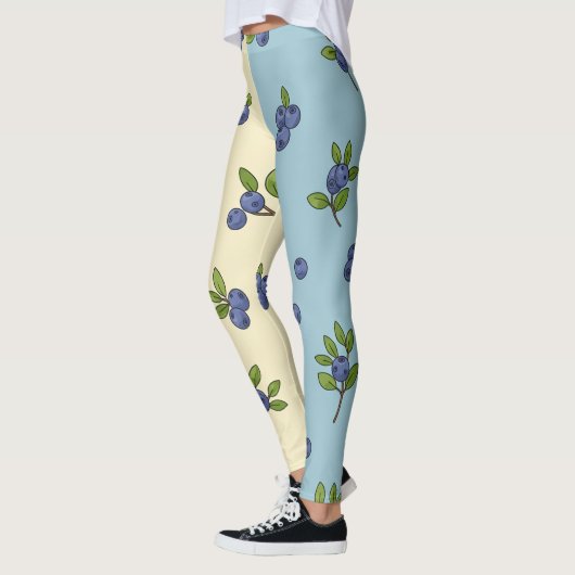 Blueberry Repeat Pattern – Pastel Vibe Leggings (Links)