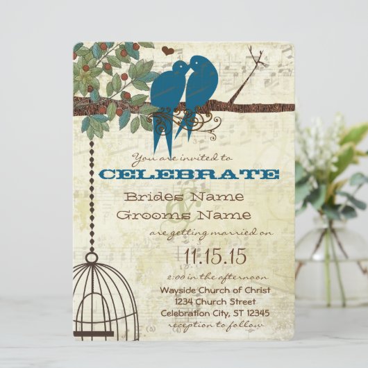 Bluebirds assis dans un mariage d'arbre Invitation