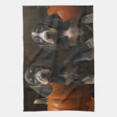 Bluetick Coonhound Puppy Herfst Delight Pompoen Theedoek (Verticaal)