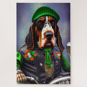 Bluetick Coonhound rijdt op fiets St. Patrick's Da Legpuzzel