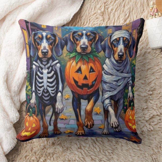 Bluetick Coonhound Trick-or-Treating in Halloween Kussen (Deken)
