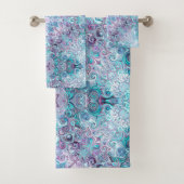 Blurple Swirls Bad Handdoek (Insitu)