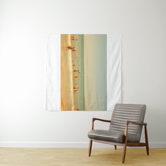 Blurred strand foto met bokeh. Mensen die zich ont Wandkleed (In Situ (horizontaal))