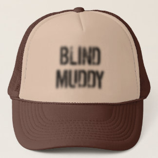 BLURRY BLIND MUDDY TRUCKER PET