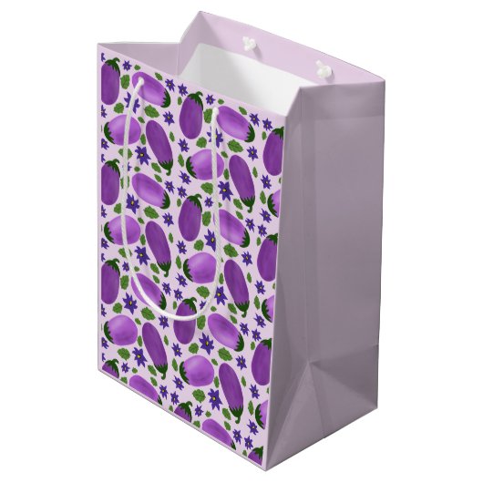 Blush & Bloom Eggplant Collection – Soft Lilac Medium Cadeauzakje (Achterkant Gekanteld)