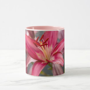 Blush Elegance: Roze Aziatische Lelie Bloem Foto Mok