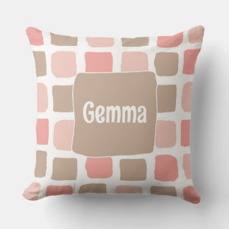 Blush en natuurlijke kinderkamer decor voor meisje kussen