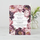 Blush en Plum Peony Krans Trouwfeest Kaart (Staand voorkant)