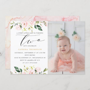 Blush Floral Greenery Girl 2e verjaardag Foto Kaart