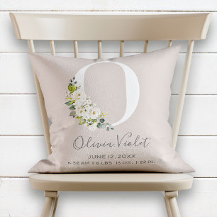 Blush Floral Letter O Monogram Baby Birth Stats Kussen