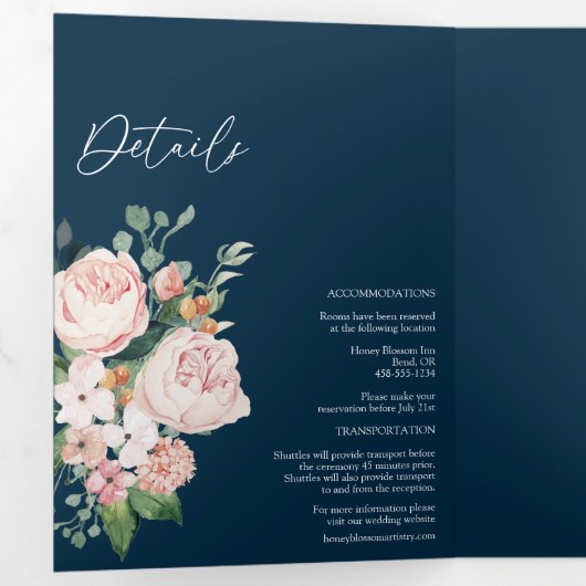 Blush Floral Navy Tri-Fold Wedding Invitation Drieluik Uitnodiging (Binnenzijde eerst)