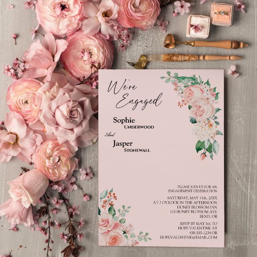 Blush Floral Pink Nous sommes engagés Invitation