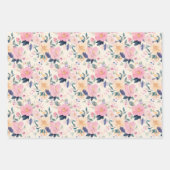 Blush Pink Bloom Elegante Bloemen Waterverf Crème Inpakpapier Vel (Voorkant)