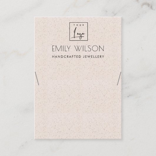 BLUSH PINK CERAMIC TEXTURE KETTING DISPLAY LOGO VISITEKAARTJE (Voorkant)