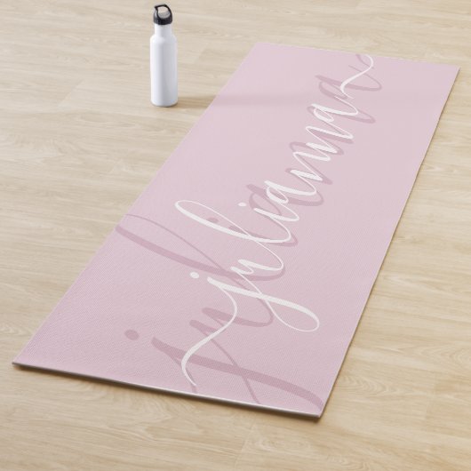 Blush Pink Elegant Naam Script Minimalist Custom Yogamat (In situ)