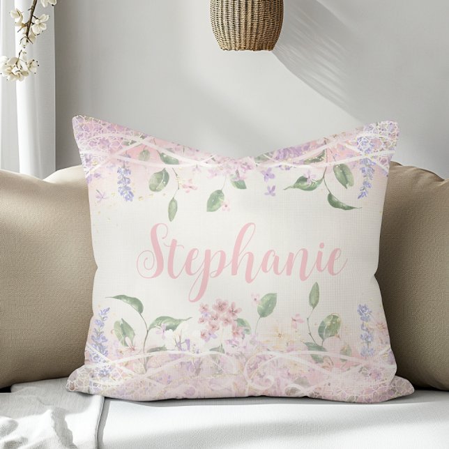Blush Pink Floral gepersonaliseerde naam Kussen (Creator heeft geüpload)