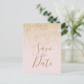 Blush Pink & Gold Confetti Modern Bewaar de datum Aankondigingskaart (Staand voorkant)