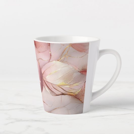 Blush Pink Gold Leaves Monogram Latte Mok (Rechts)