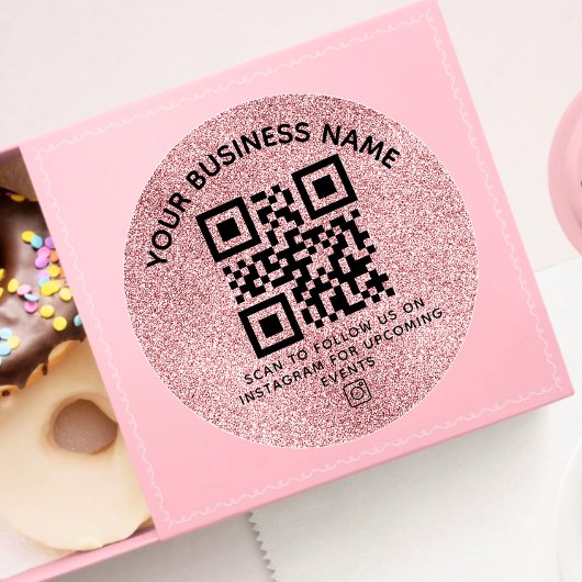 Blush Pink QR-code en aangepaste tekst ronde Stick Sticker