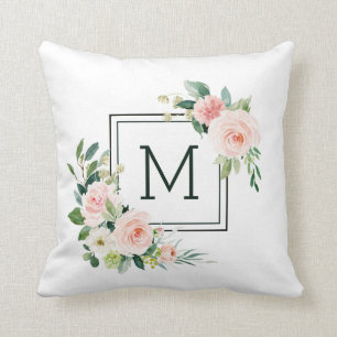 Blush Pink Waterverf Bloom Monogram Kussen