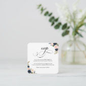 Blush rose & Navy Floral QR Code Mariage Carte RSV (Debout devant)
