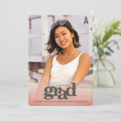 Blush roze foto afstuderen vet typografie modern aankondiging (Staand voorkant)