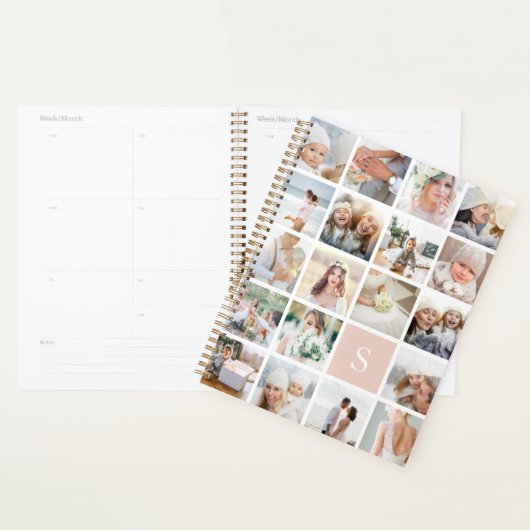 Blush roze monogram fotocollage planner (Display)