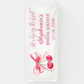 Blush Roze Strik Zij is getrouwd Bruidsfeest Spandoek (Verticaal)