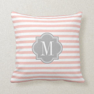 Blush roze stripes met grijze monogram kussen