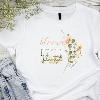 Blush Roze Waterverf Bloom Waar je bent geplant T-shirt