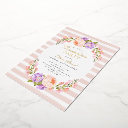 Blush Stripe and Bloom Graduation Party Folie Uitnodiging (Gedraaid)
