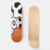 Blushing Cow op Oranje skateboard (Voorkant)