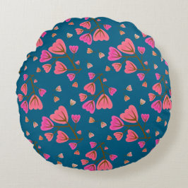 Blushing Petals Round Accent Pillow Rond Kussen