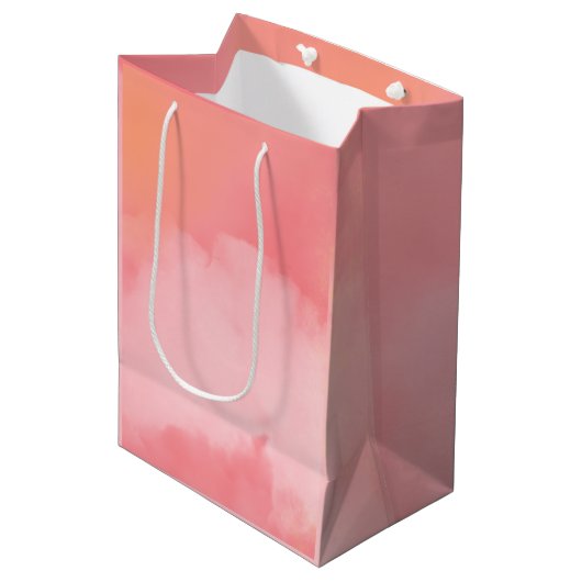 Blushing Sky Wolken Gift Bag Medium Cadeauzakje (Voorkant Gekanteld)
