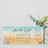 Boarding Pass Hearts in Sand Save the Date Invitat (Debout devant)