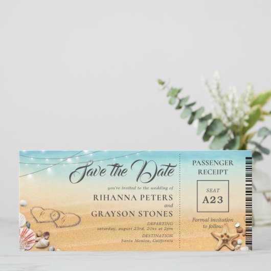 Boarding Pass Hearts in Sand Save the Date Invitat (Debout devant)