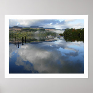 Boat Reflectie op Poster van Derwentwater