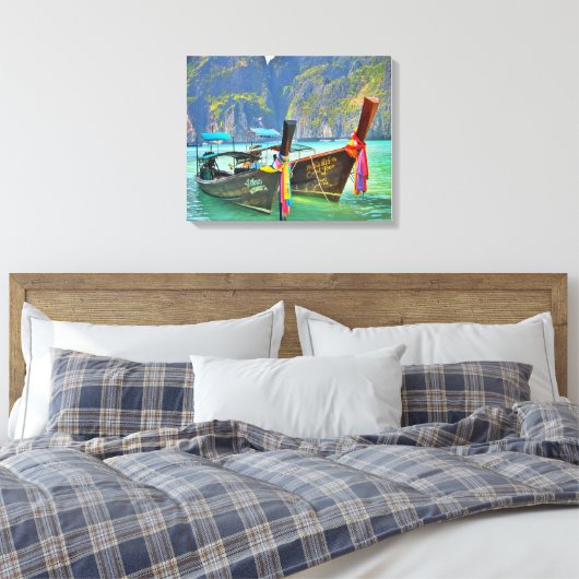 Boats in Maya Bay Canvas Afdruk (Insitu (Slaapkamer))