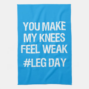Bodemdag - Zwakke Knees - Funny Novelty Bodybuildi Theedoek