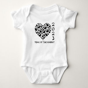 Body 2023 Année De La Silhouette Du Coeur Du Lapin