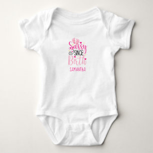Body Bébé empreintes de pied coeurs roses Sassy depuis