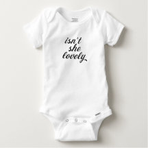 Bébé fille adorable coton sur place