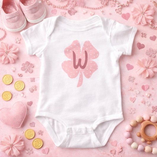 Body bébé monogramme au trèfle rose adorable
