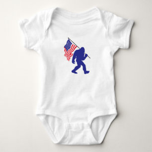 Body Bigfoot porte le drapeau américain
