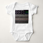 Body Boutons de mixage audio Image. (Devant)