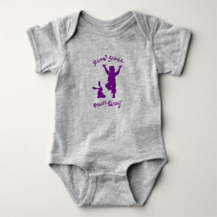 Body Élevez votre propre yoga créatif de ~ de bébé