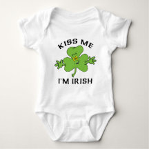 Embrassez-moi que je suis T-shirt irlandais