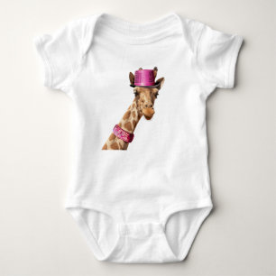 Body Giraffe dans un casquette rose brillant