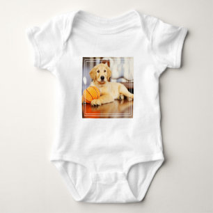 Body Golden Retriever avec un jouet de basket