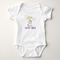 Happy Vibes Typographie mignonne souriant Unicorn